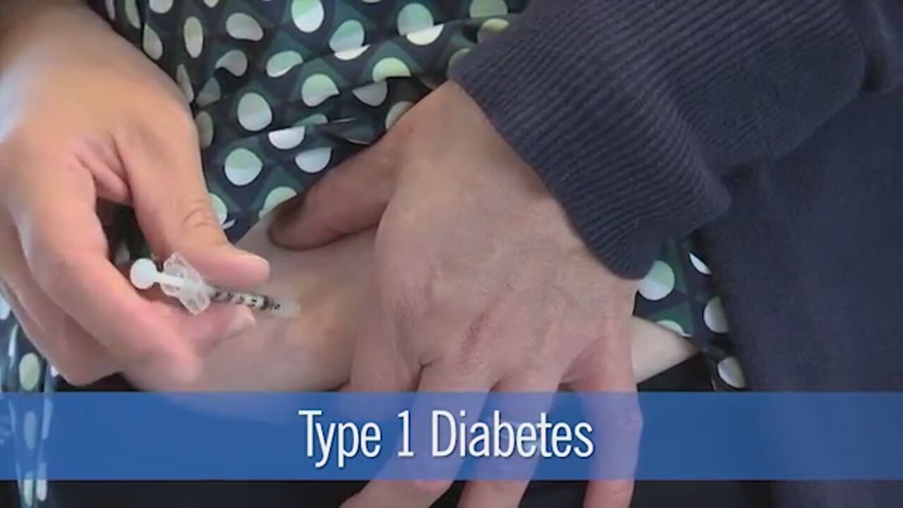 Type 1 diabetes shot in stomach